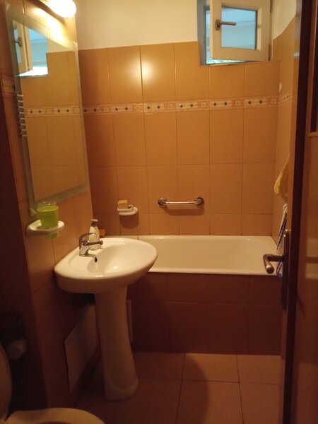 Obor, Colentina, Teiul Doamnei, cash